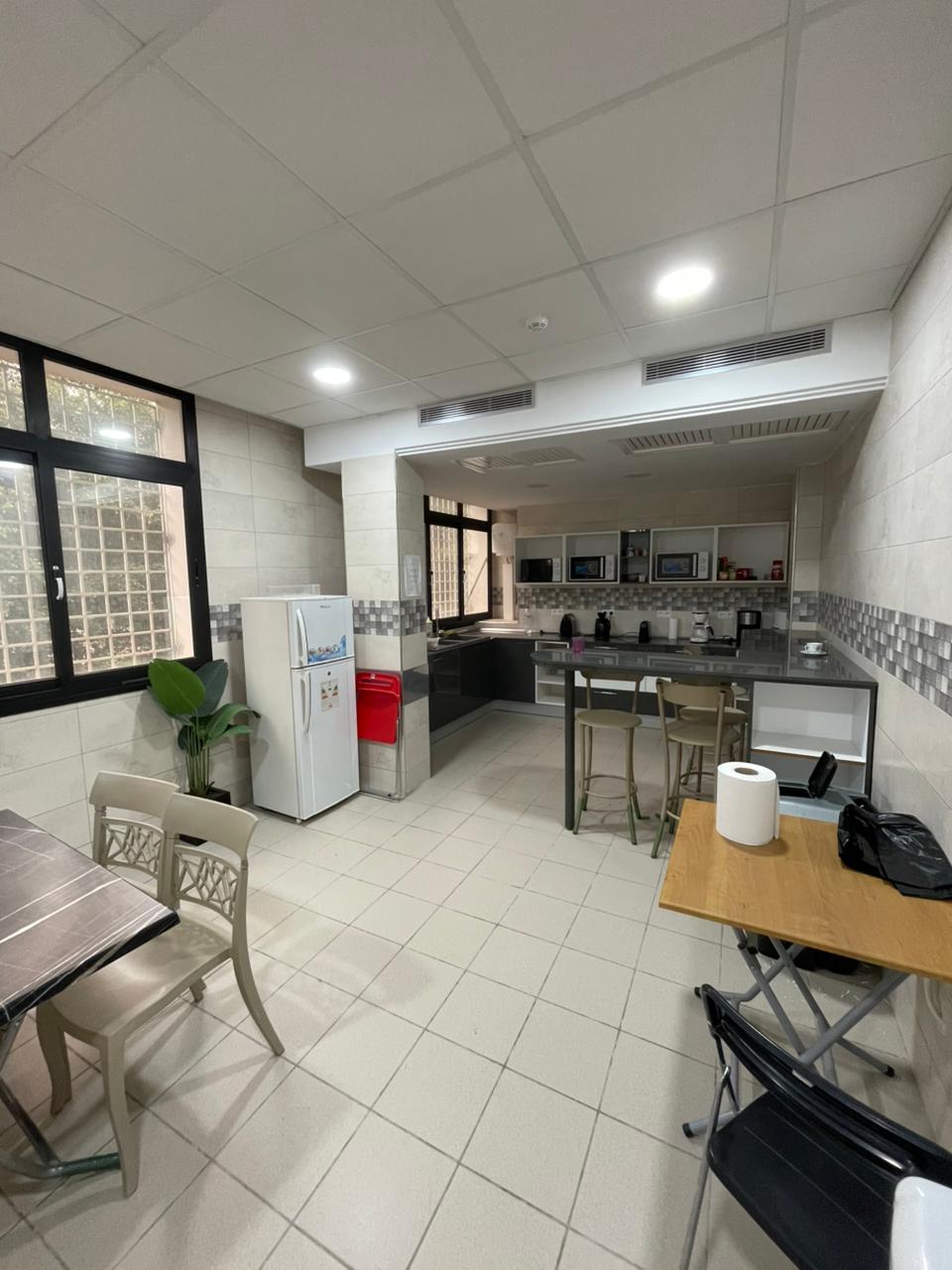 Cite El Khadra&nbsp;Zone urbaine nord&nbsp;Bureaux & Commerces&nbsp;Bureau&nbsp;Bureau en 520m2 au centre urbain nord