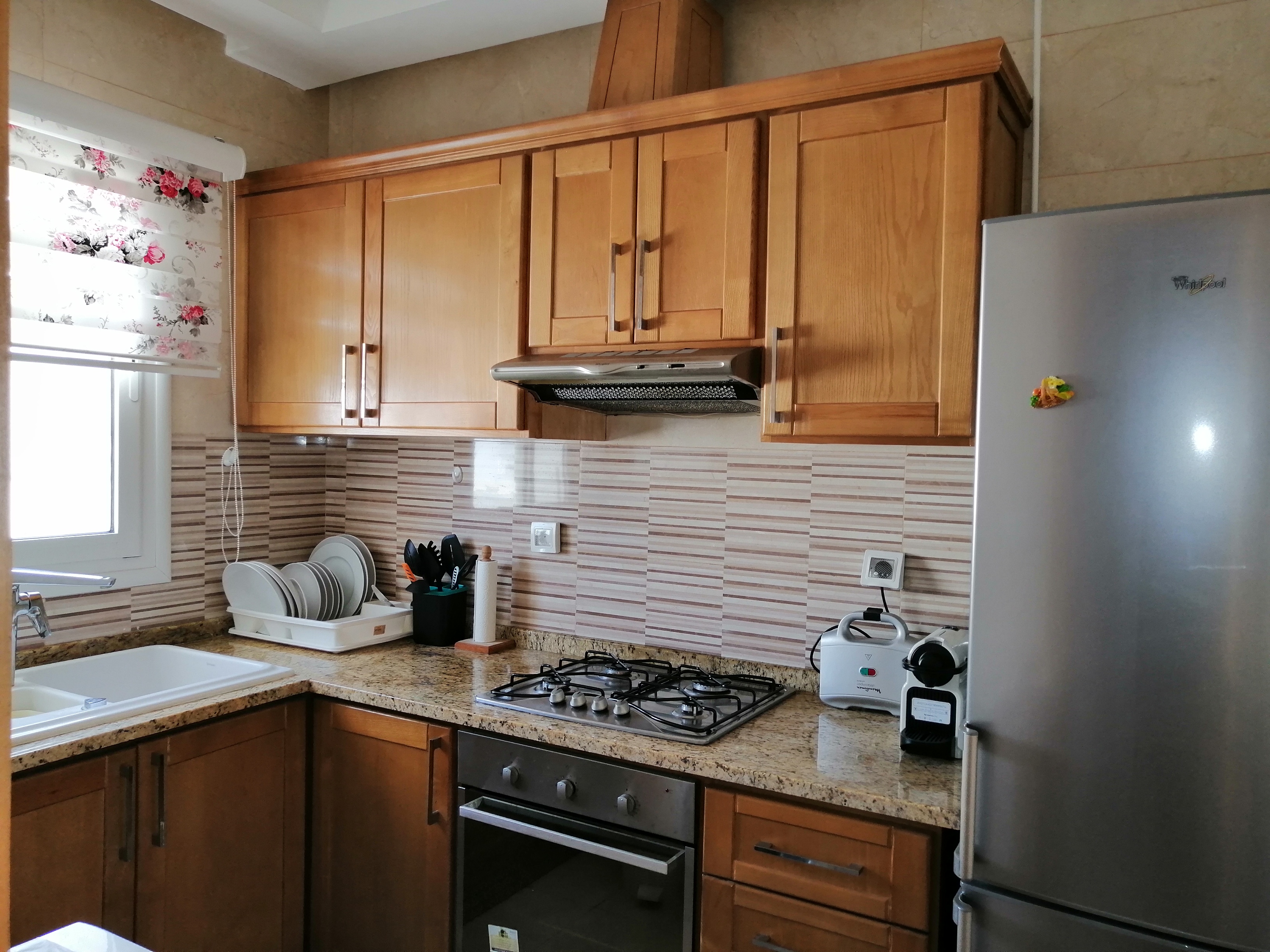 La Soukra&nbsp;La Soukra&nbsp;Location&nbsp;Appart. 1 pi�ce&nbsp;S0 avec pp � la soukra