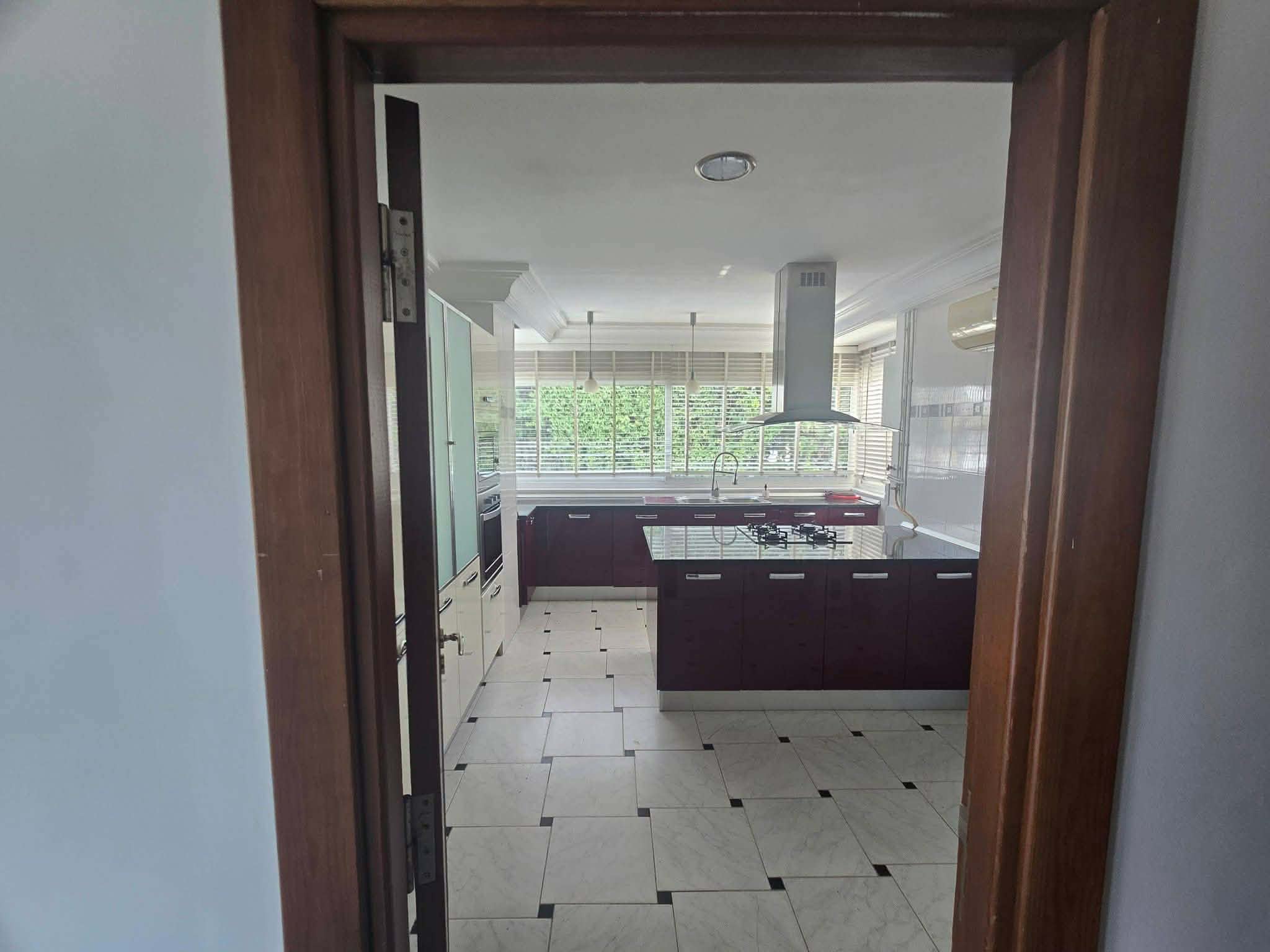 El Menzah&nbsp;El Menzah 4&nbsp;Location&nbsp;Appart. 4 pi�ces&nbsp;Appart s3 avec deux places parking