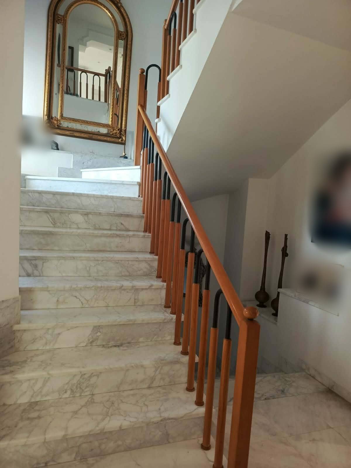 Ariana Ville&nbsp;Cite Ennasr 2&nbsp;Vente&nbsp;Maisons&nbsp;Agr�able villa 3 niveaux ennasr 2