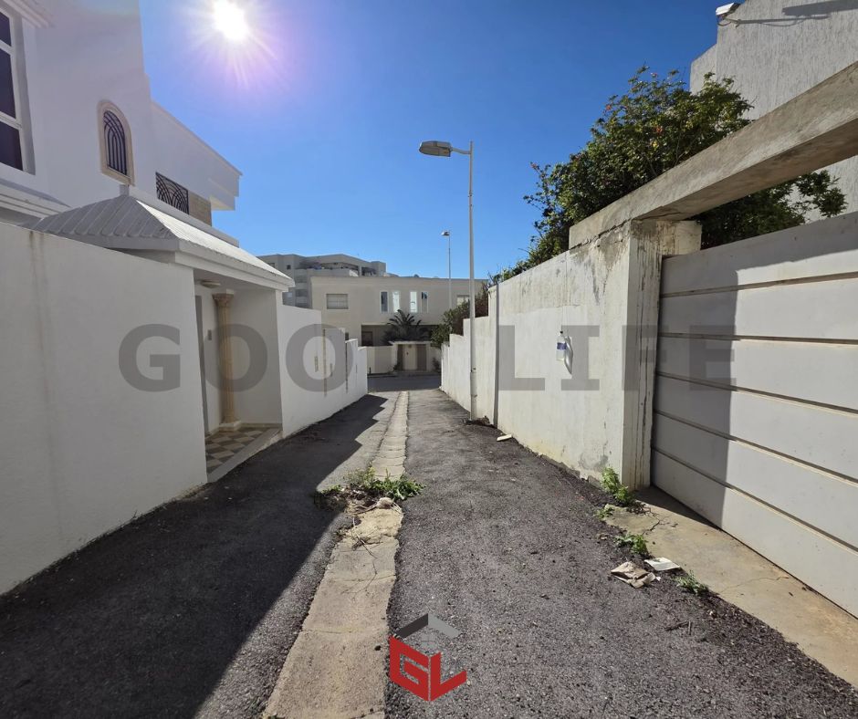 Mnihla&nbsp;Jardins d'el Menzah&nbsp;Terrain&nbsp;Terrain nu&nbsp;Terrain � jardins d'el menzah 2