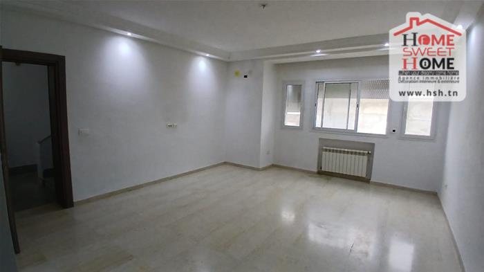 El Kram&nbsp;Le Kram&nbsp;Location&nbsp;Appart. 4 pi�ces&nbsp;Appart s3 famoria � cit� l'office le kram