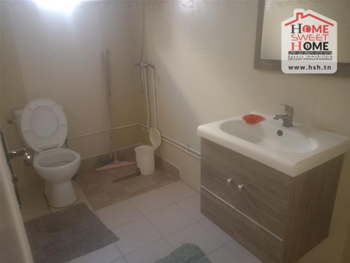 El Kram&nbsp;Le Kram&nbsp;Bureaux & Commerces&nbsp;Bureau&nbsp;Bureau nava au kram