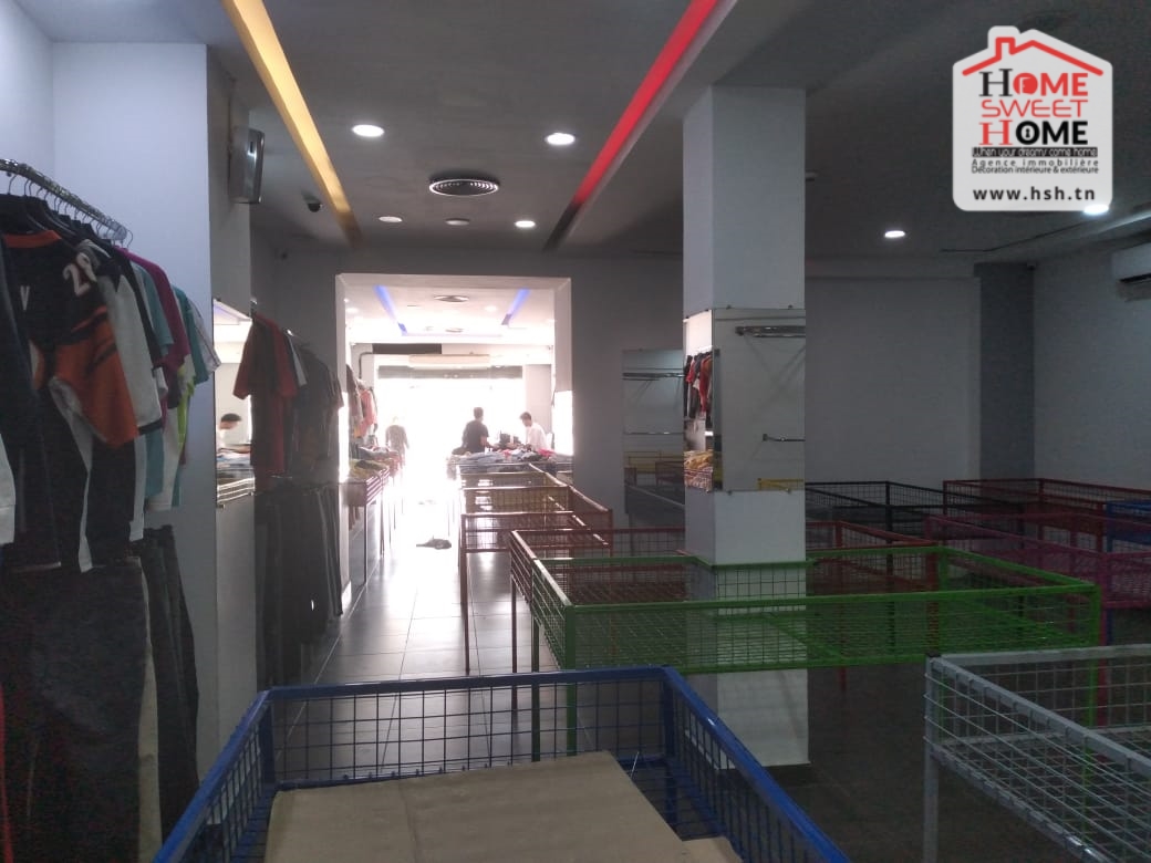 Bab Bhar&nbsp;Bab Bhar&nbsp;Bureaux & Commerces&nbsp;Surfaces&nbsp;Local daly � el passage