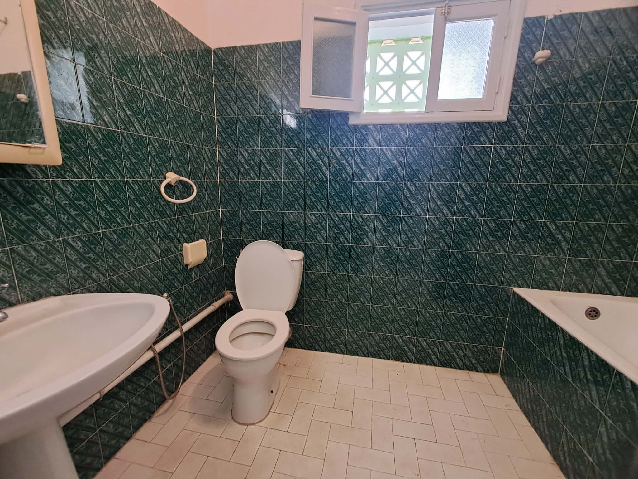 La Marsa&nbsp;El Aouina&nbsp;Location&nbsp;Appart. 2 pi�ces&nbsp;S plus 2  el aouina