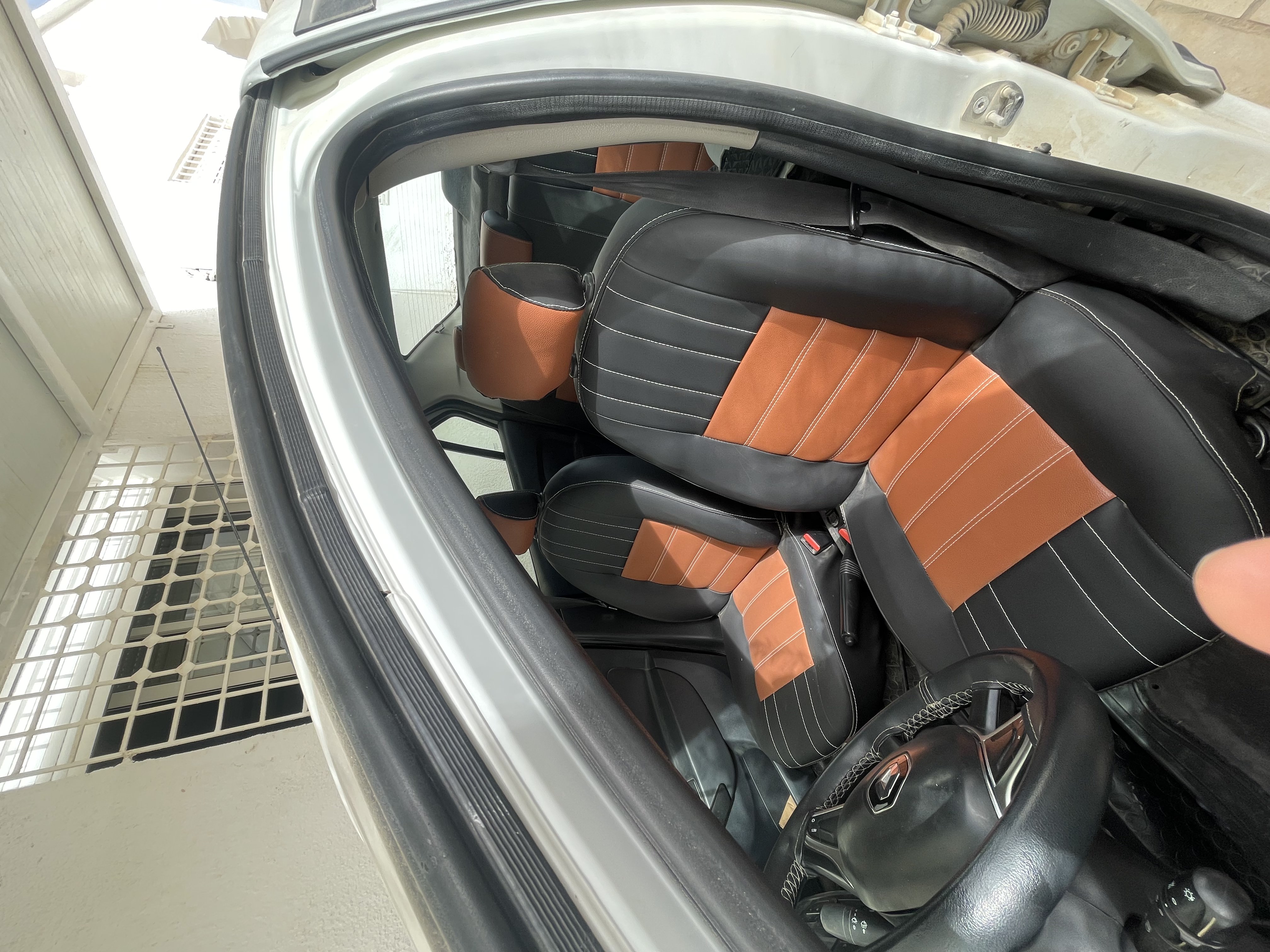 El Metouia&nbsp;Cite El Maya&nbsp;Renault&nbsp;Symbol&nbsp;Renault symbol phase 2