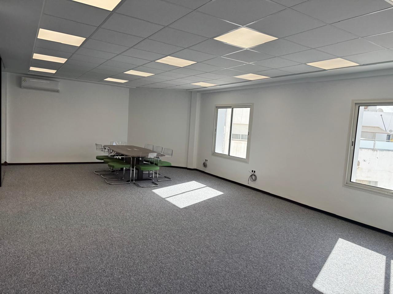 La Marsa&nbsp;Berge Du Lac&nbsp;Bureaux & Commerces&nbsp;Bureau&nbsp;Bureau neuf 150 m2 au lac 1