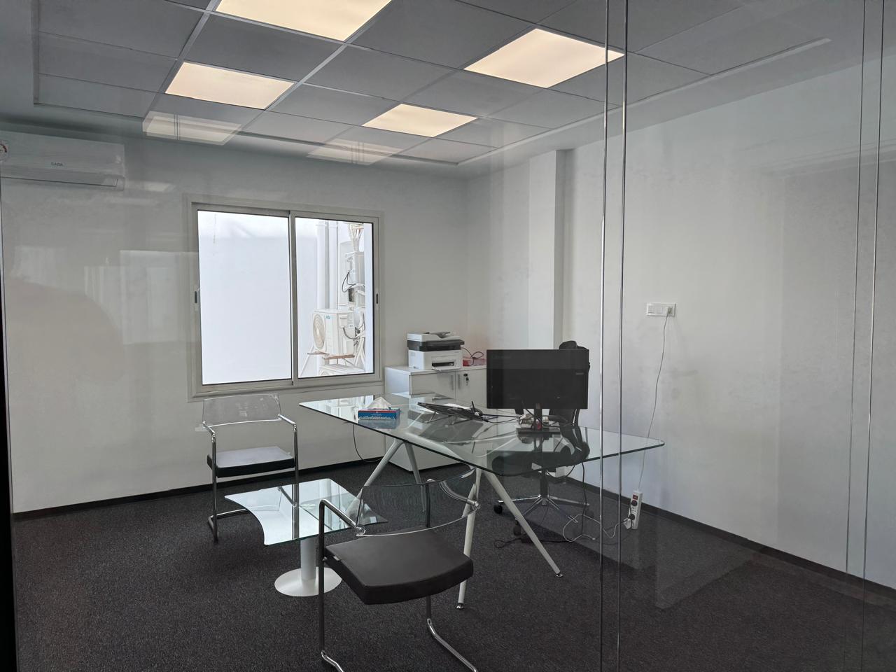 La Marsa&nbsp;Berge Du Lac&nbsp;Bureaux & Commerces&nbsp;Bureau&nbsp;Bureau neuf 150 m2 au lac 1