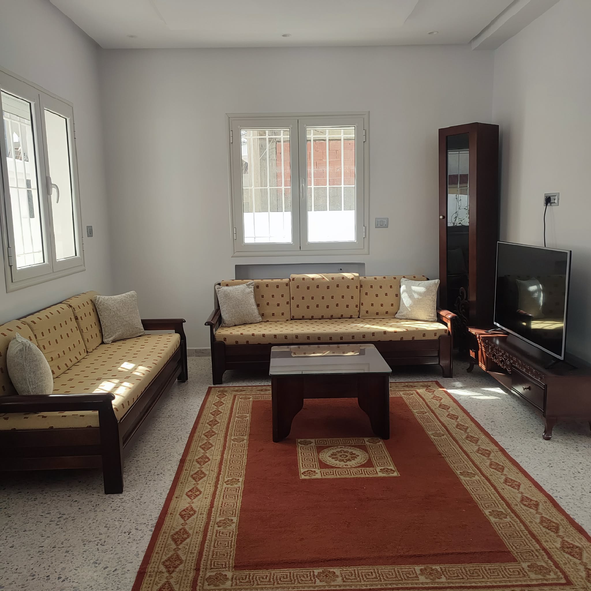 Raoued&nbsp;Ariana Essoughra&nbsp;Location&nbsp;Maisons&nbsp;Rez de chauss�e villa tout neuf s3 meubl�