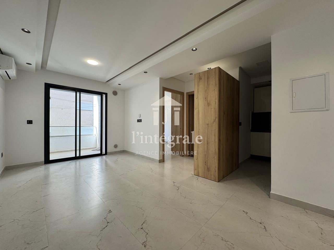 El Menzah&nbsp;El Menzah 9&nbsp;Location&nbsp;Appart. 2 pi�ces&nbsp;S1 jamais habit�