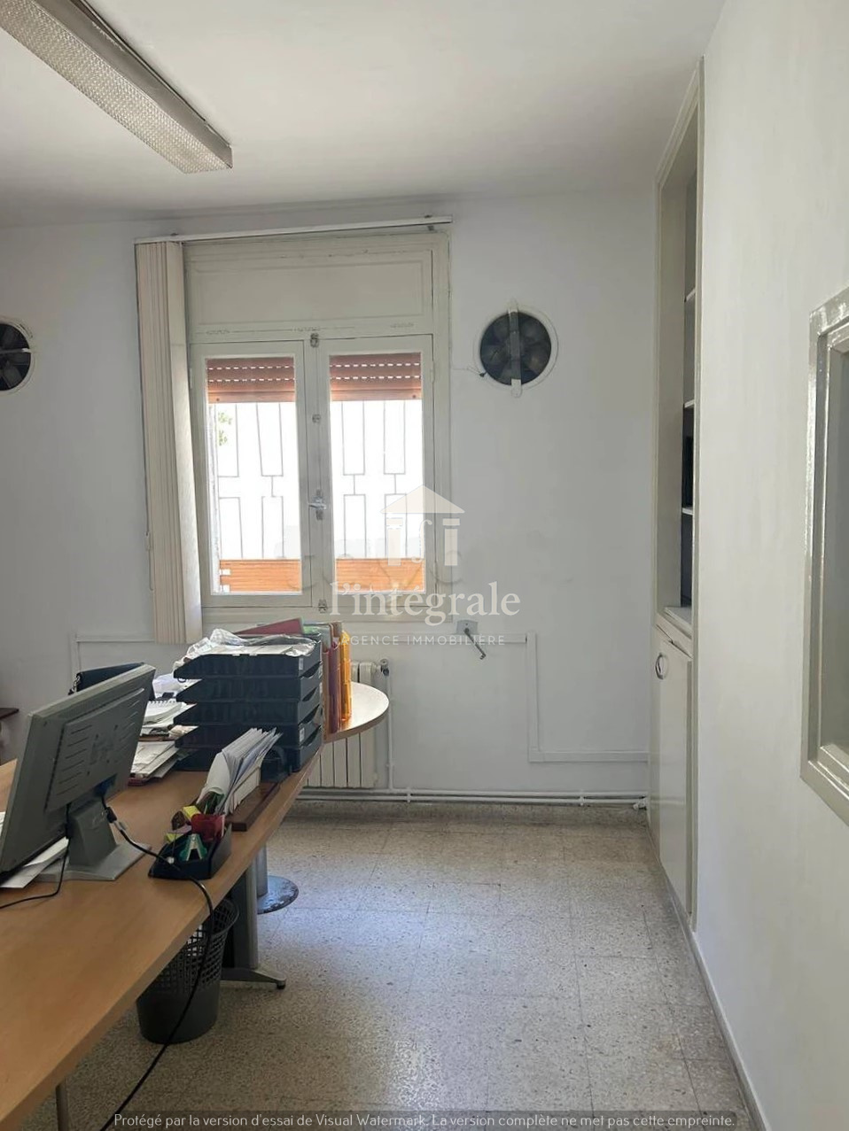 El Menzah&nbsp;El Manar 2&nbsp;Bureaux & Commerces&nbsp;Bureau&nbsp;Bureau de 6 pi�ces au rez de chauss�e