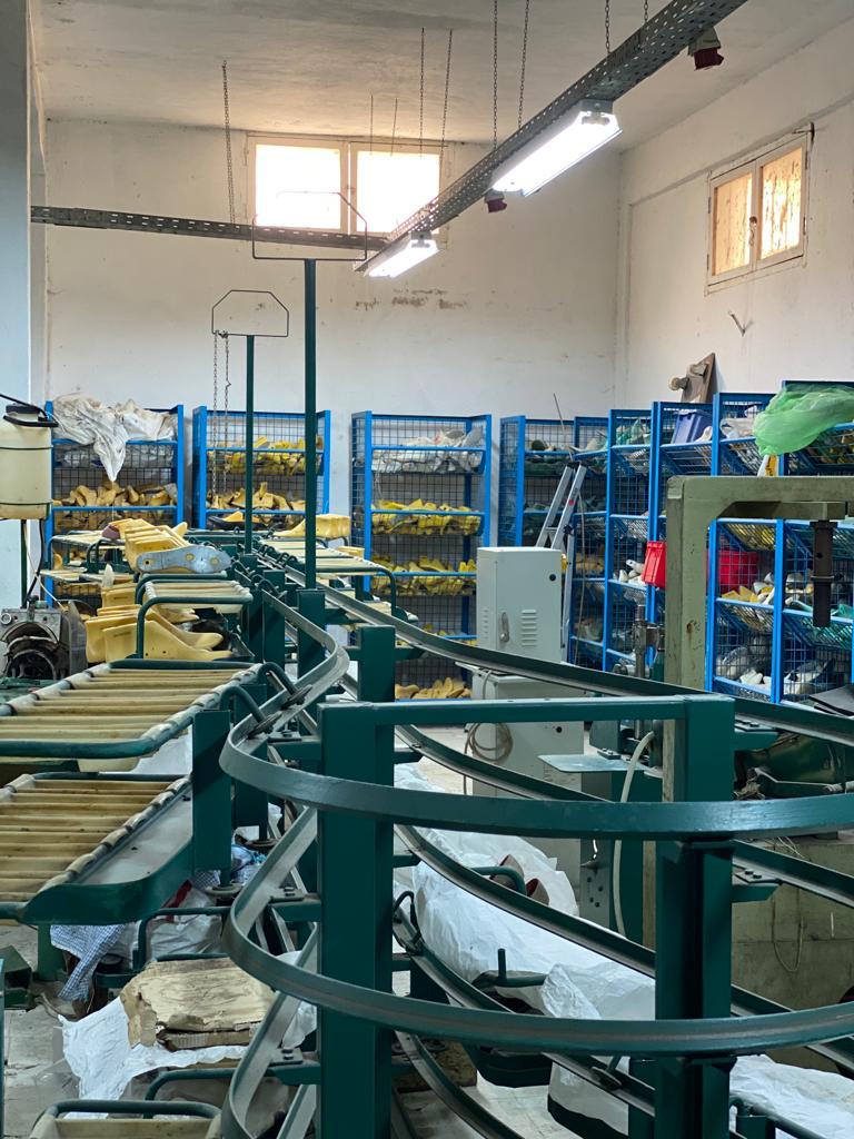 La Soukra&nbsp;Chotrana 1&nbsp;Bureaux & Commerces&nbsp;Atelier,Garage&nbsp;Usine atelier de chaussures