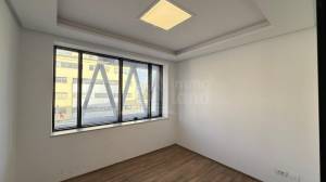 Ariana Ville&nbsp;Nouvelle Ariana&nbsp;Location&nbsp;Appart. 1 pi�ce&nbsp;Bureau hall3 de 80 m2  la nouvelle