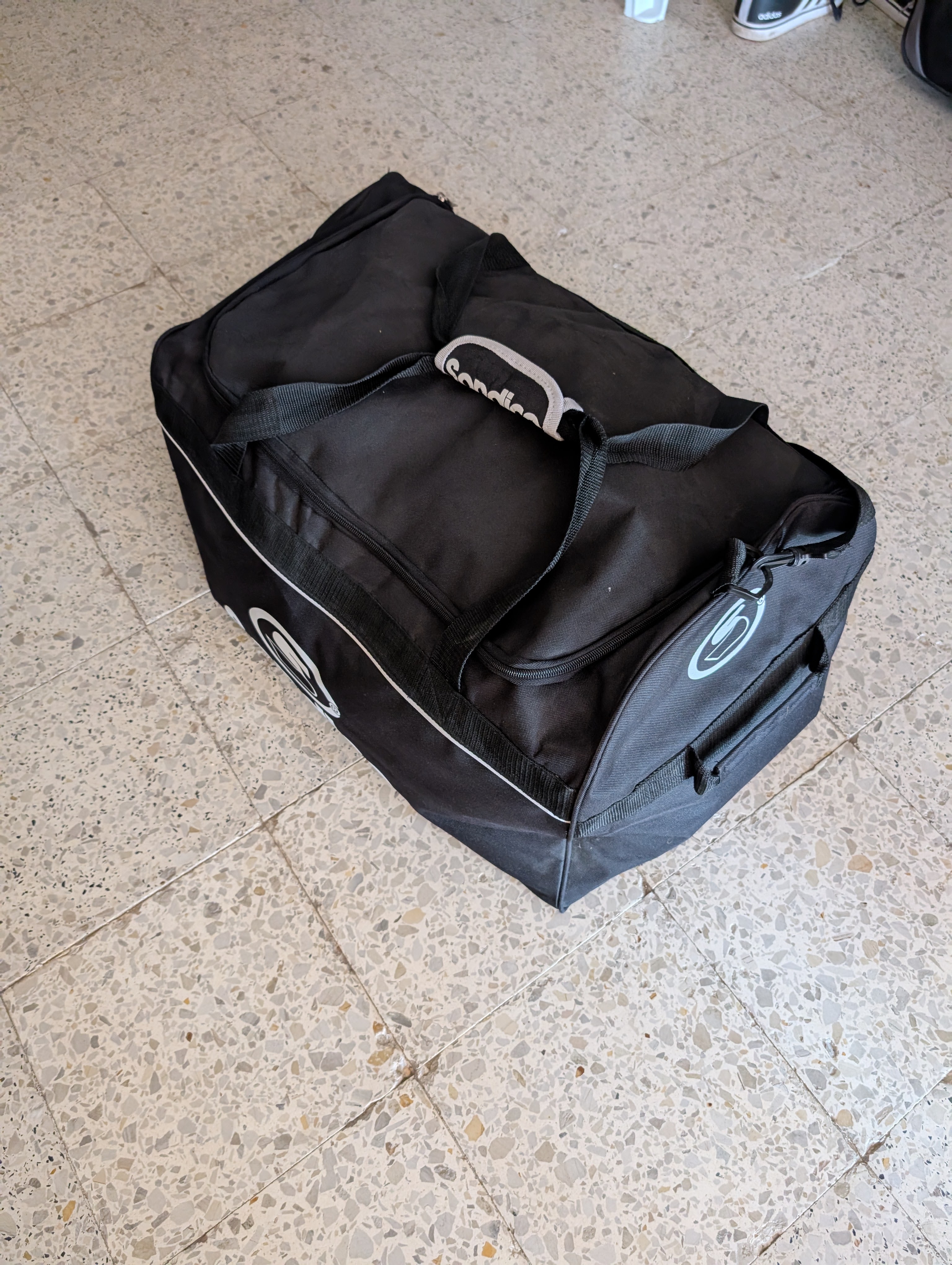 Beni Khiar&nbsp;Somaa&nbsp;Hommes&nbsp;Autre&nbsp;Equipe football tenues complet