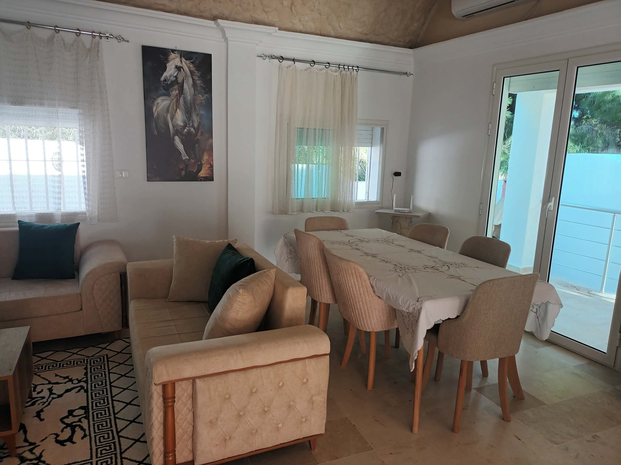 Bizerte Nord&nbsp;Bizerte&nbsp;Location&nbsp;Appart. 3 pi�ces&nbsp;Villa avec piscine meubl�  � corniche bizerte