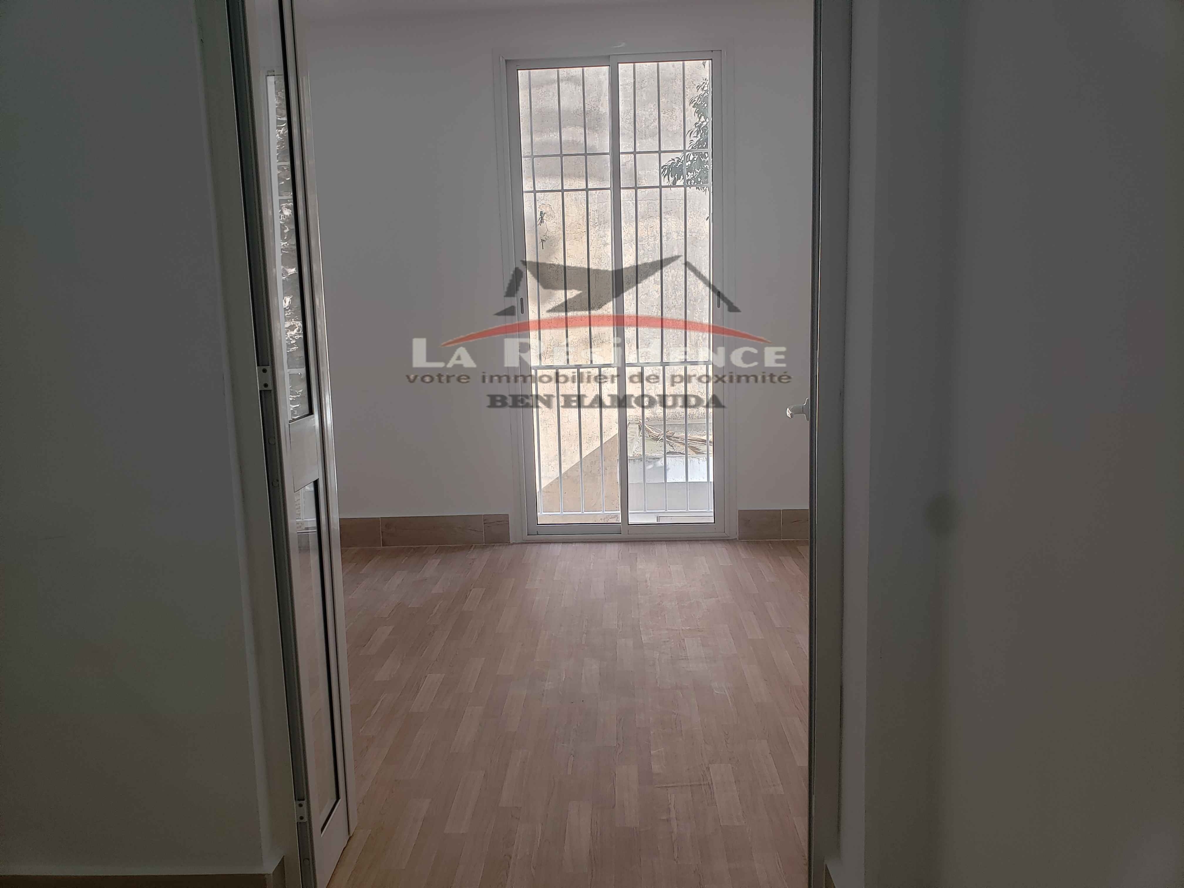 Bizerte Nord&nbsp;Bizerte&nbsp;Location&nbsp;Appart. 2 pi�ces&nbsp;Bureau au centre ville bizerte