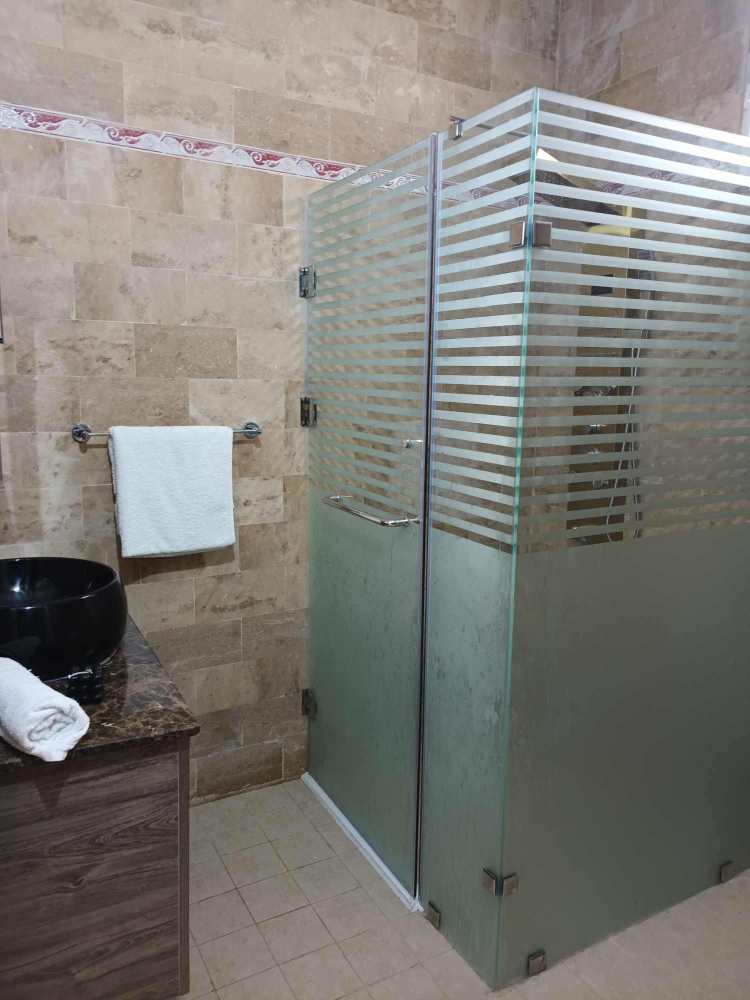Bizerte Nord&nbsp;Bizerte&nbsp;Location&nbsp;Appart. 4 pi�ces&nbsp;Etage d'une villa meubl� � bizerte
