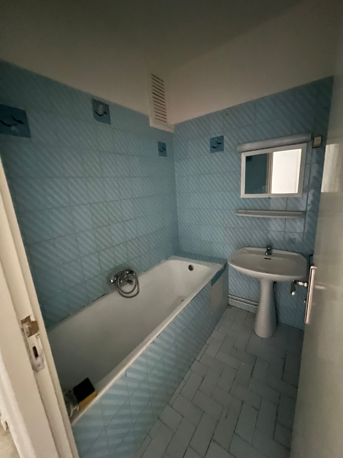 El Menzah&nbsp;El Menzah 9&nbsp;Location&nbsp;Appart. 3 pi�ces&nbsp;Un spacieux appartement s2 � menzah9