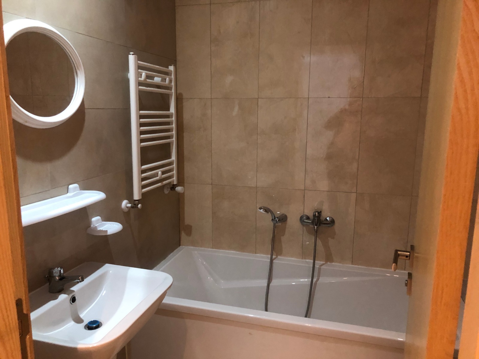 Ariana Ville&nbsp;Riadh Landlous&nbsp;Location&nbsp;Appart. 2 pi�ces&nbsp;Un appart s 1 riadh landalos