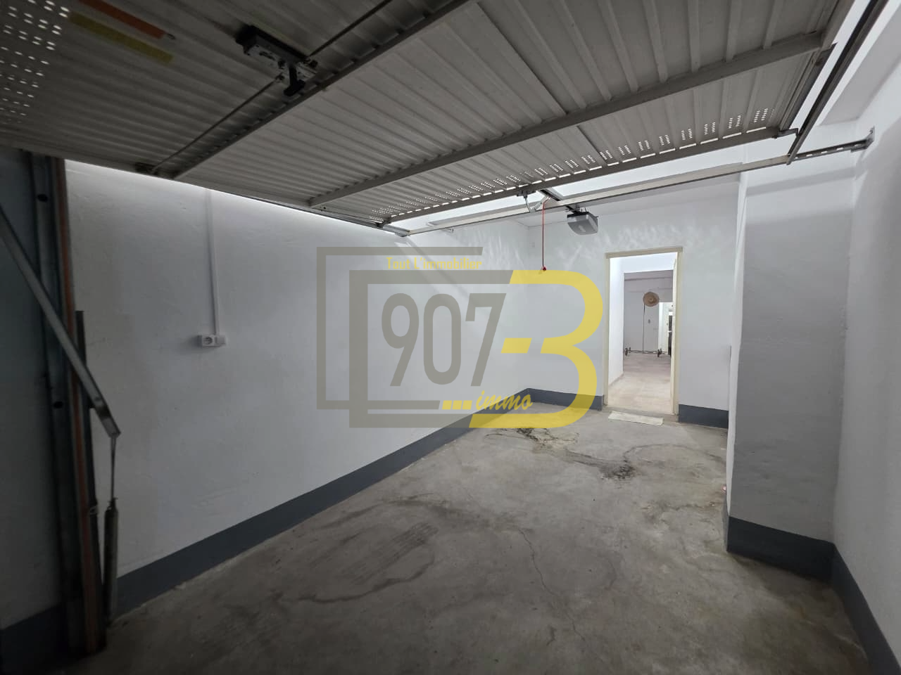 Ariana Ville&nbsp;Cite Ennasr 2&nbsp;Vente&nbsp;Autre&nbsp;D�p�t 70 m2 � ennasr