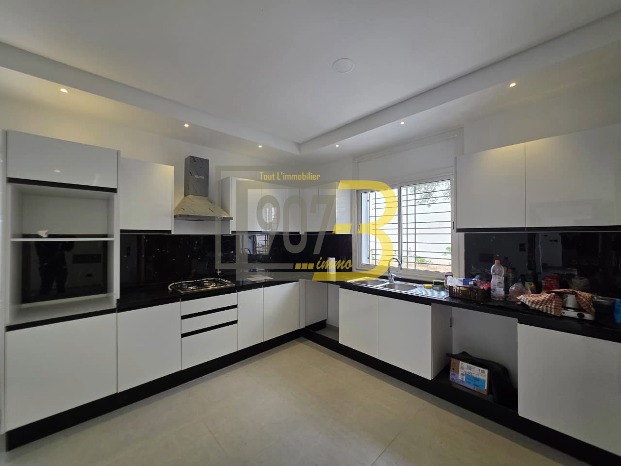 Ariana Ville&nbsp;Cite Ennasr 2&nbsp;Location&nbsp;Maisons&nbsp;Villa jamais habit�e  � ennasr