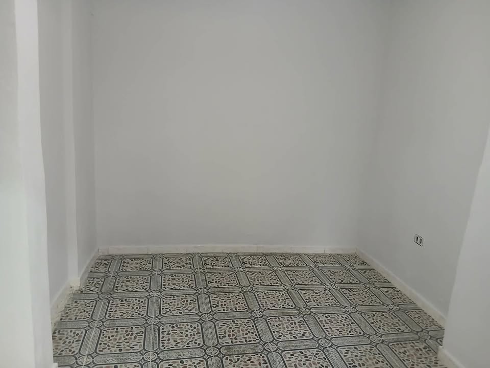 El Mourouj&nbsp;El Mourouj&nbsp;Location&nbsp;Autre&nbsp;Rdc d'un studio  mrj 3