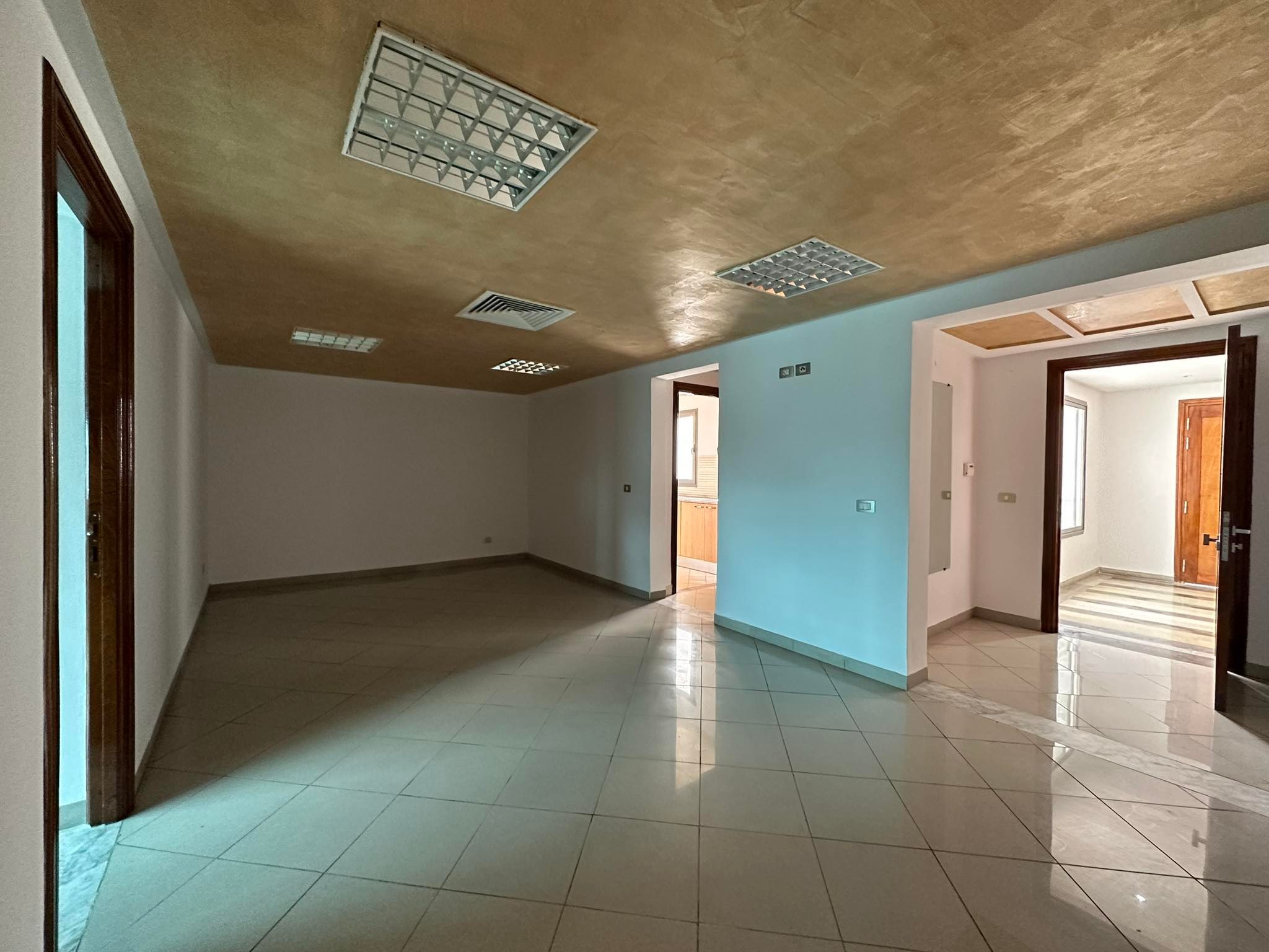 El Menzah&nbsp;Tunis Belvedere&nbsp;Bureaux & Commerces&nbsp;Bureau&nbsp;Bureau h3 haut standing � tunis belv�d�re