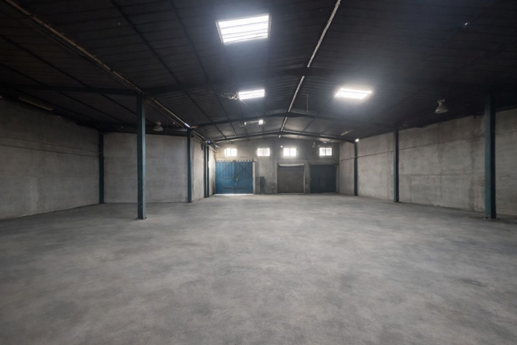 Sidi Hassine&nbsp;Sidi Hassine&nbsp;Bureaux & Commerces&nbsp;Atelier,Garage&nbsp;D�p�t 844 m sidi hsine