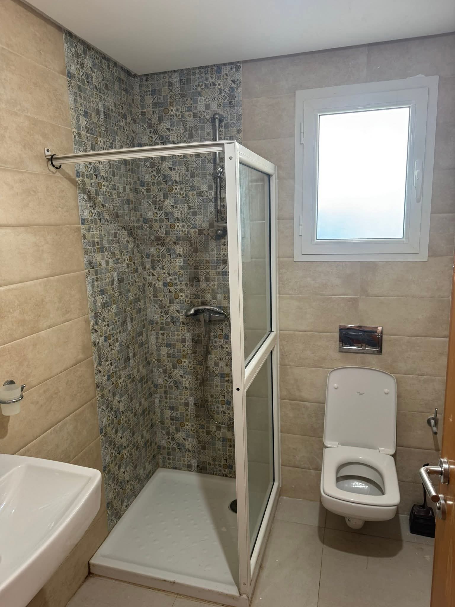 El Mourouj&nbsp;El Mourouj&nbsp;Location&nbsp;Appart. 1 pi�ce&nbsp;Appartement haut standing m 6