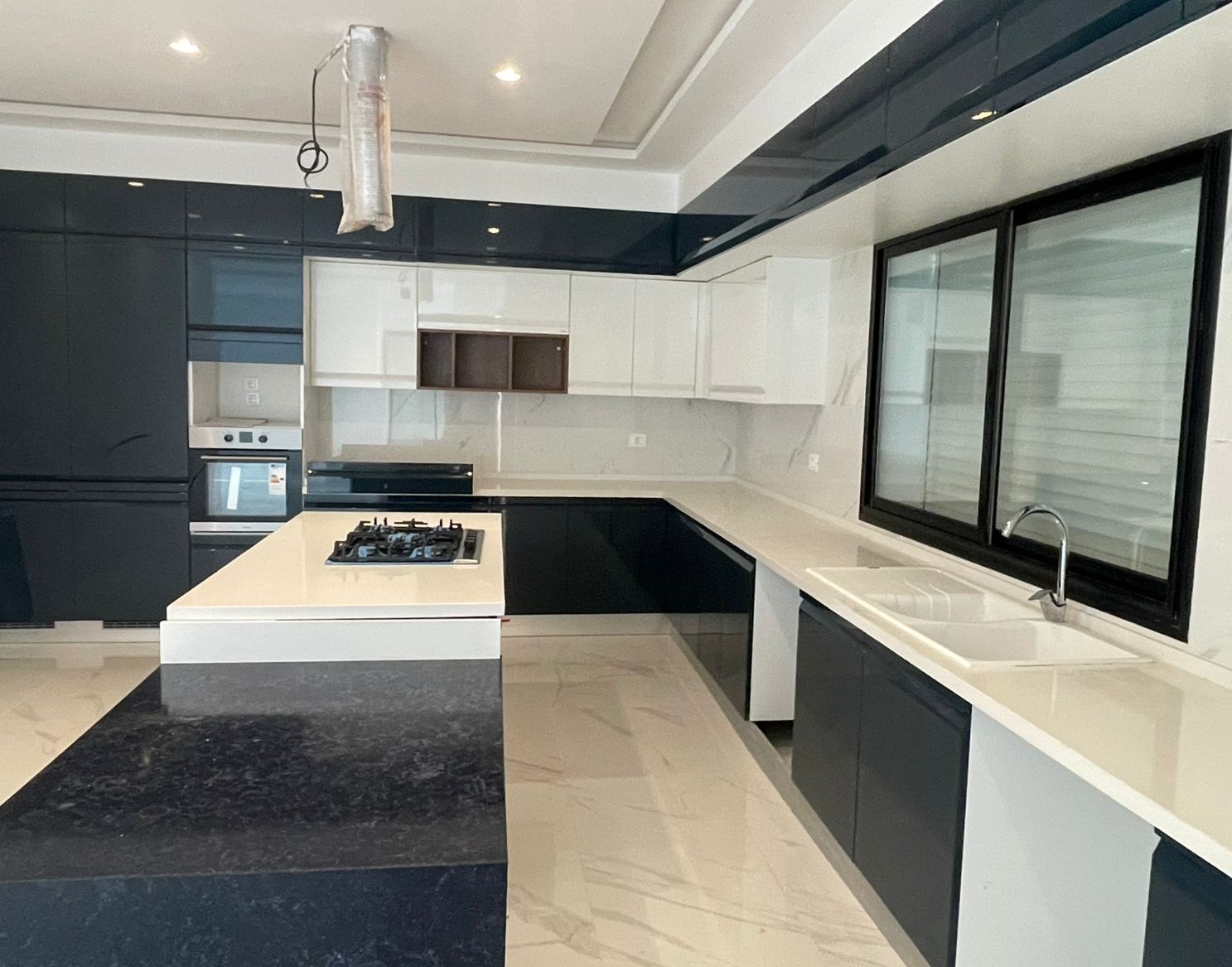 Hammamet&nbsp;Hammamet&nbsp;Vente&nbsp;Appart. 4 pi�ces&nbsp;Villa de luxe monchar