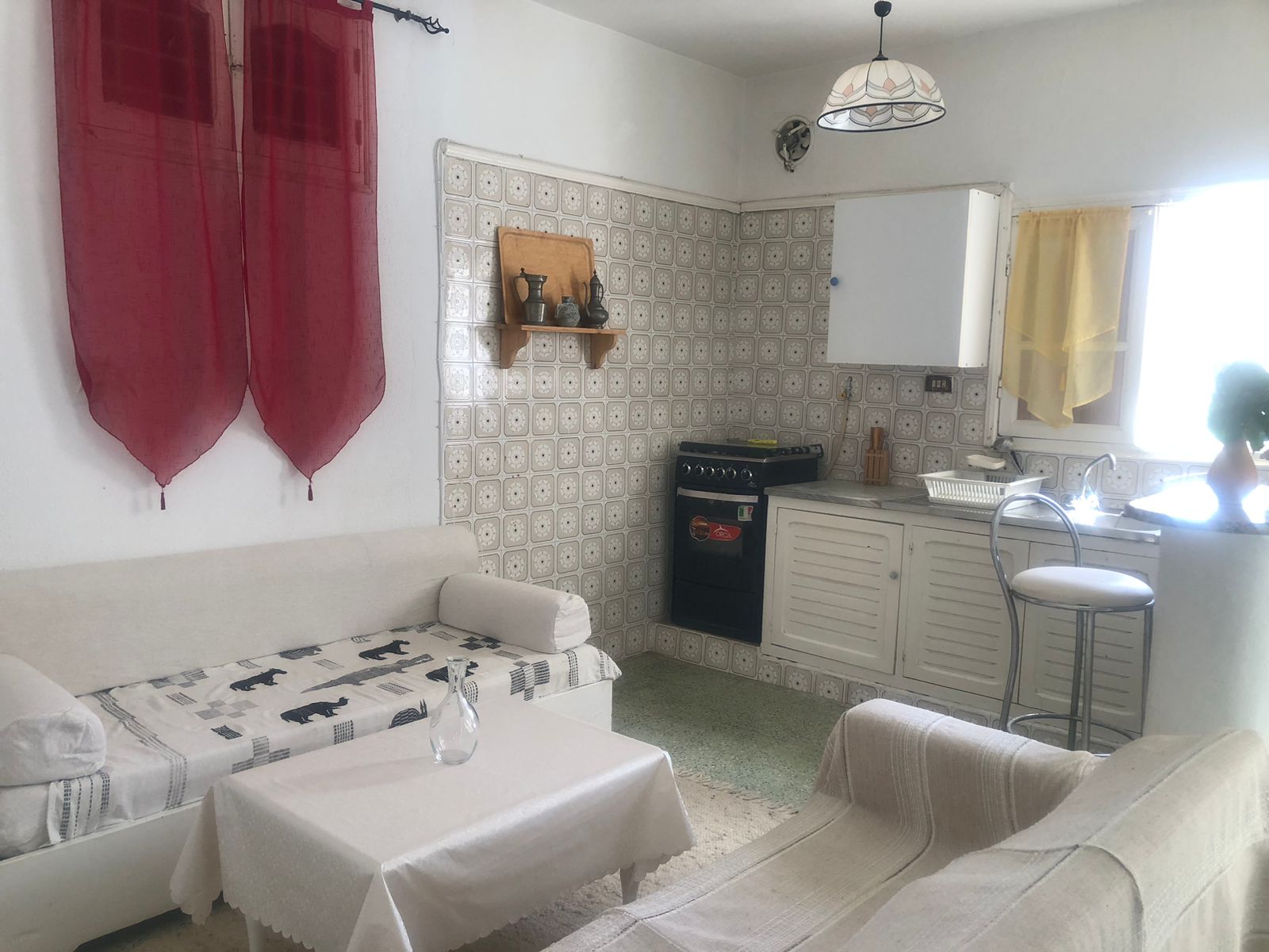 Hammamet&nbsp;Hammamet&nbsp;Location&nbsp;Appart. 1 pi�ce&nbsp;Appartement a l'ann�e a hammamet centre ville