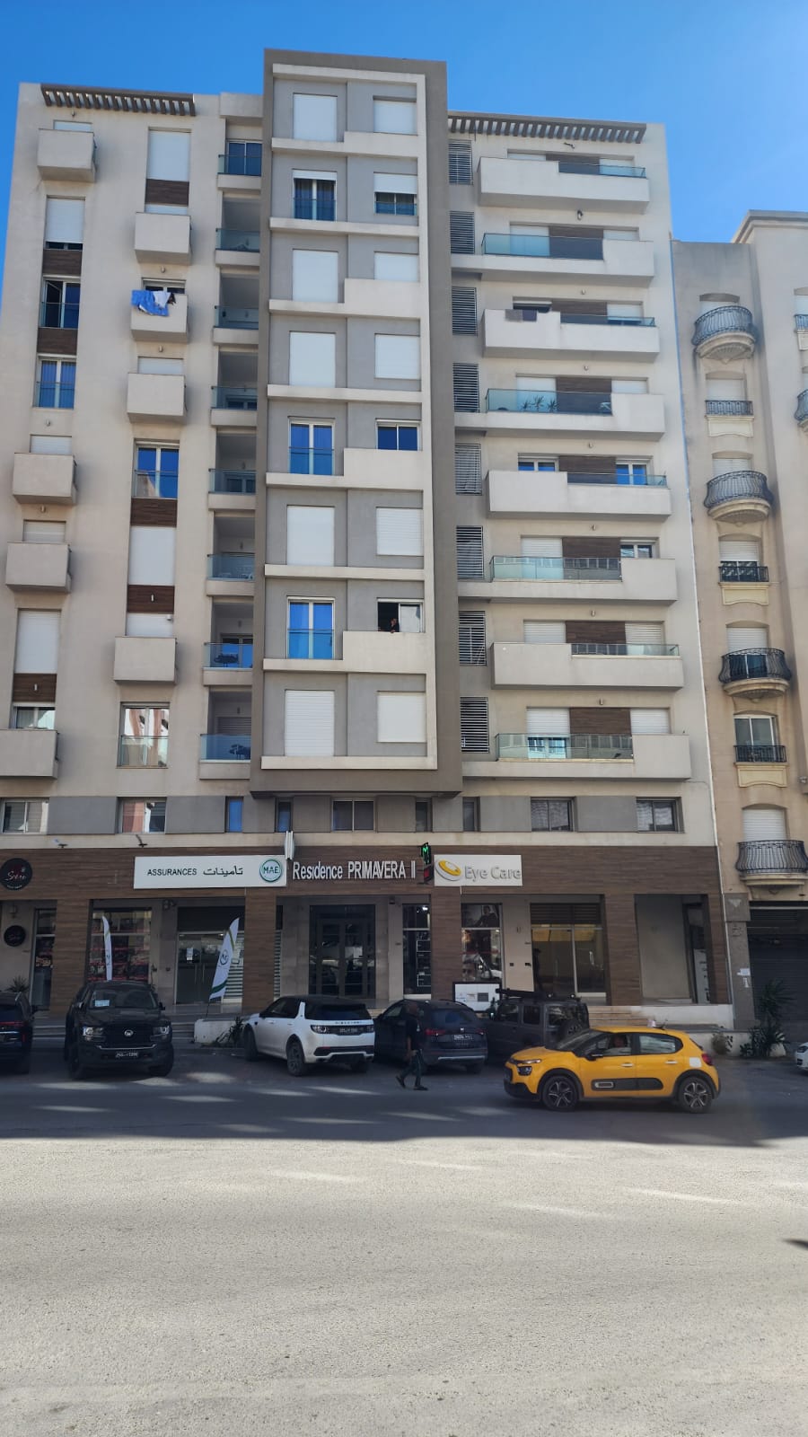 Ariana Ville&nbsp;Cite Ennasr 2&nbsp;Bureaux & Commerces&nbsp;Surfaces&nbsp;Magasin 180m ennasr
