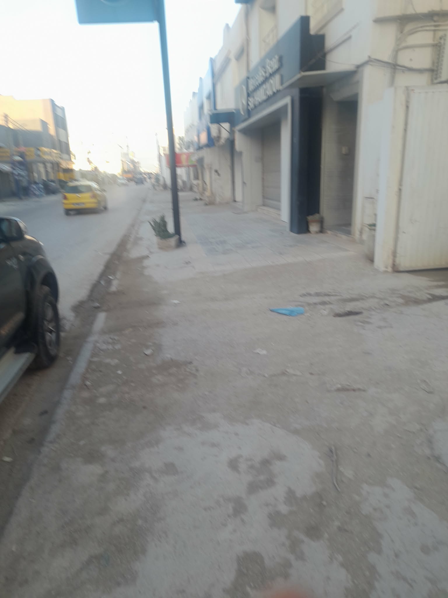 La Marsa&nbsp;Cite Bhar Lazreg&nbsp;Location&nbsp;Surfaces&nbsp;Local commercial