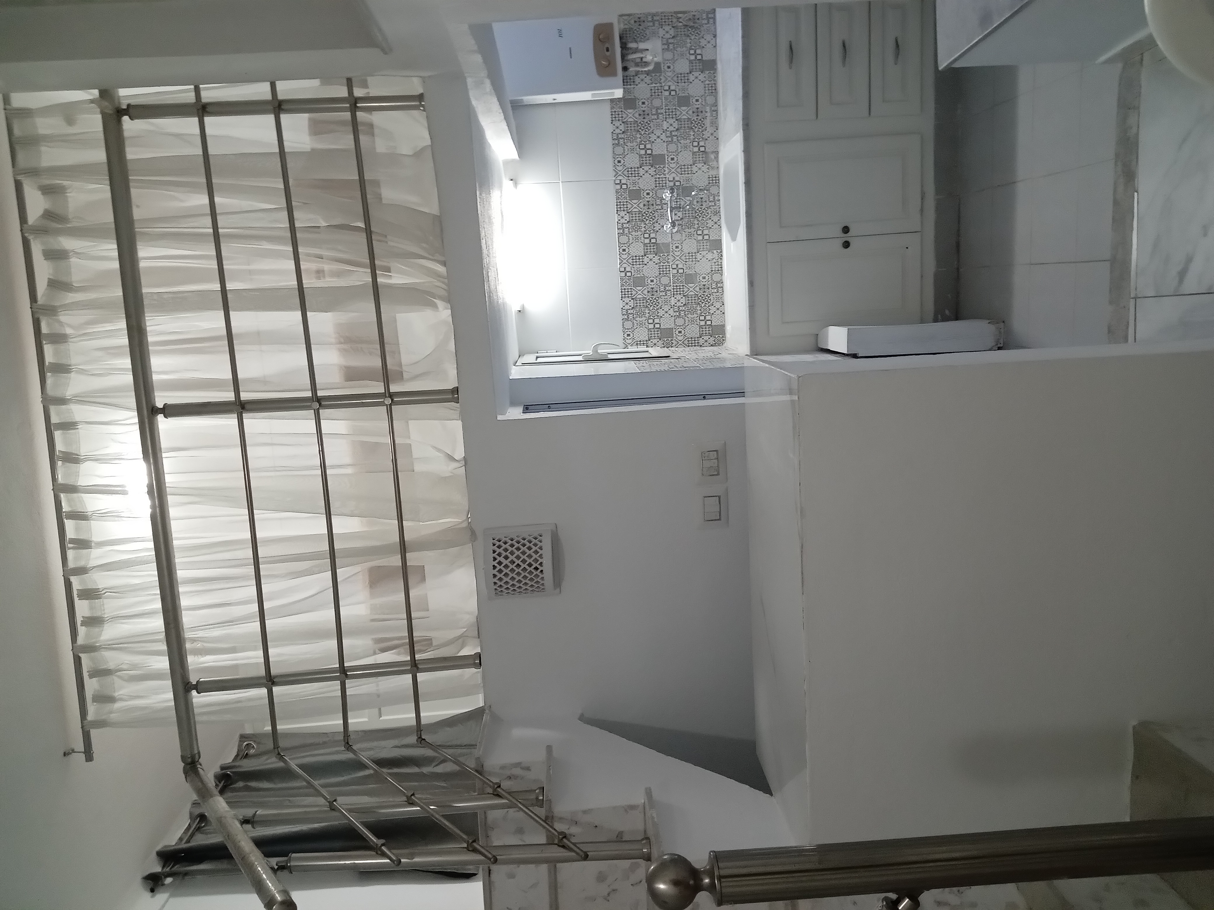 Bab Souika&nbsp;Bab El Assel&nbsp;Location&nbsp;Appart. 1 pi�ce&nbsp;S0 neuf meubl�