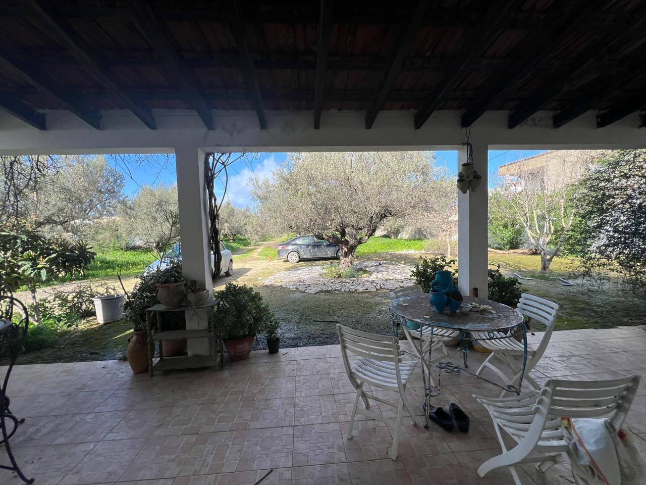 Sidi Thabet&nbsp;Sidi Thabet&nbsp;Vente&nbsp;Surfaces&nbsp;Un superbe terrain  avec maison � sidi younes