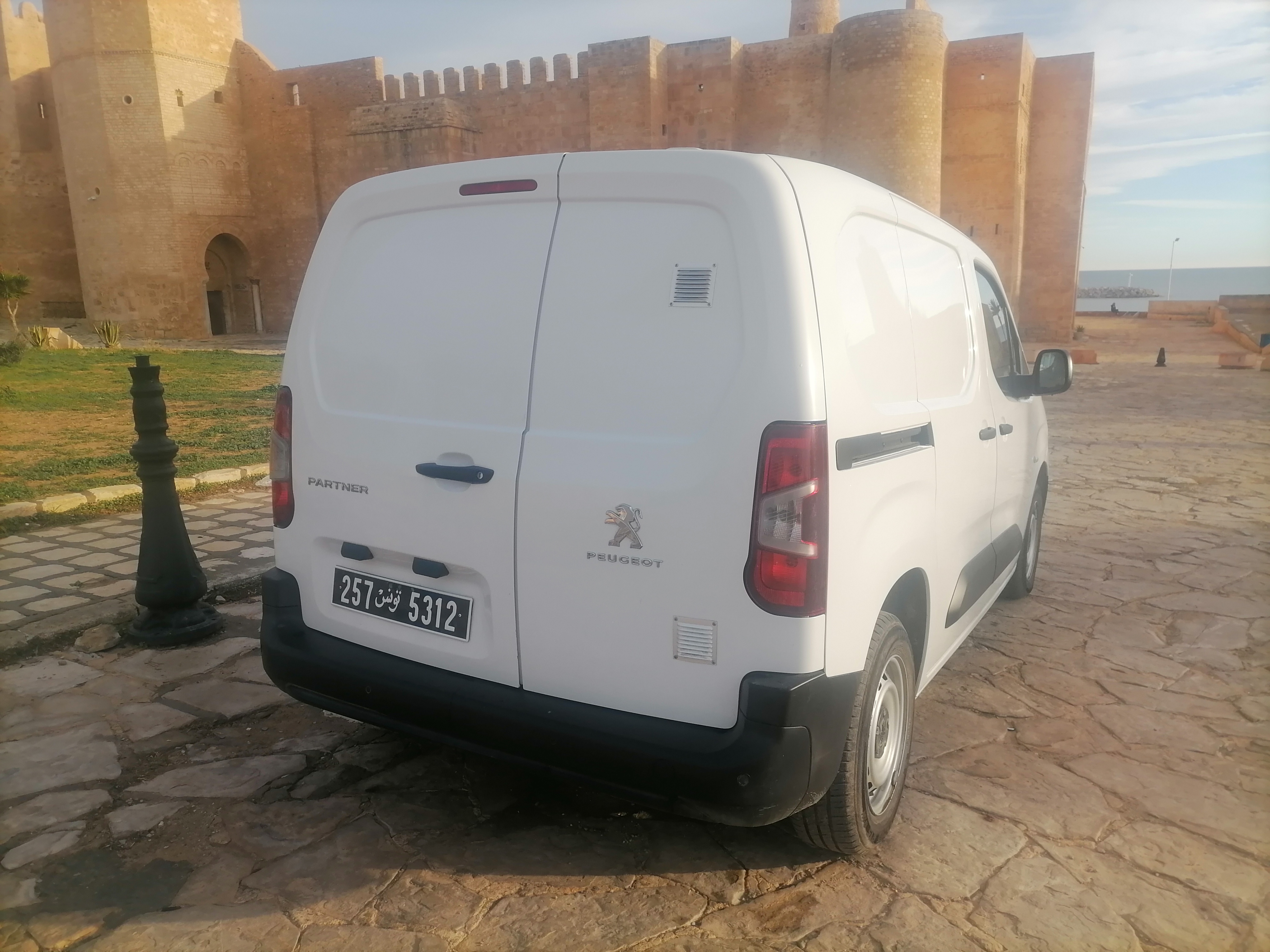 Monastir&nbsp;Monastir&nbsp;Peugeot&nbsp;Partner&nbsp;Peugeot k9 import�e