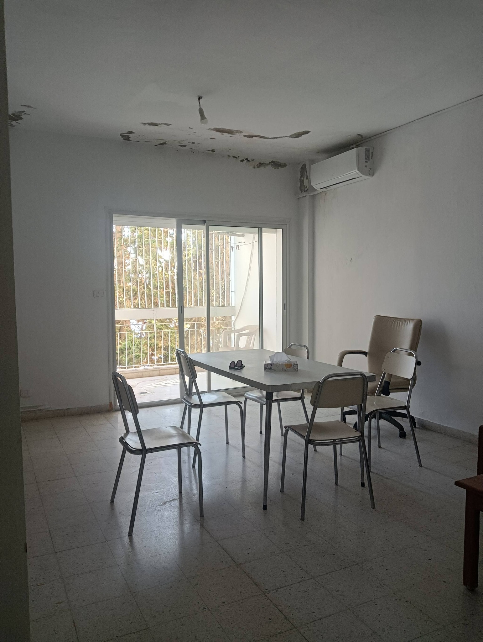 Ariana Ville&nbsp;El Menzah 7&nbsp;Vente&nbsp;Appart. 4 pi�ces&nbsp;Appartement s3 au rez de chauss�e menzah 7