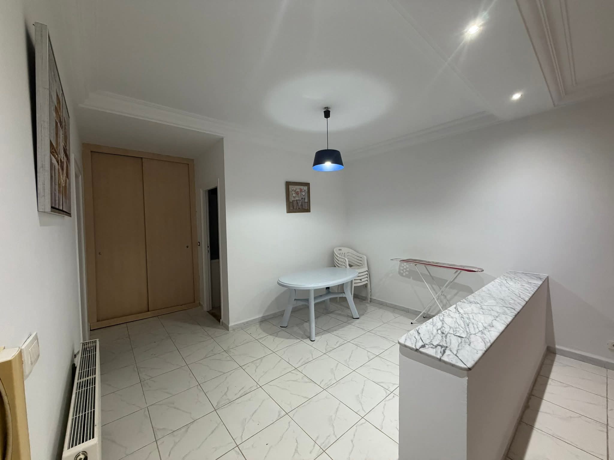 Ariana Ville&nbsp;Cite Ennasr 2&nbsp;Location&nbsp;Appart. 3 pi�ces&nbsp;Rdc de villa s2 1450 d ennasr 2