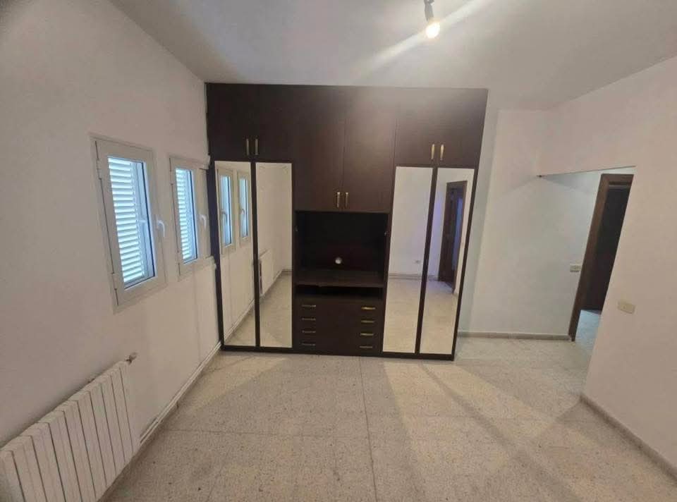 El Menzah&nbsp;El Menzah 4&nbsp;Location&nbsp;Appart. 4 pi�ces&nbsp;S3 menzah 4 2300d