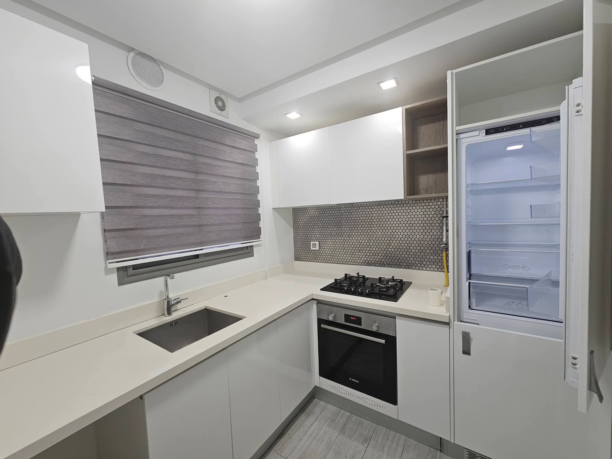 El Menzah&nbsp;El Menzah 9&nbsp;Location&nbsp;Appart. 2 pi�ces&nbsp;S1 hst 1200 d menzah 9c