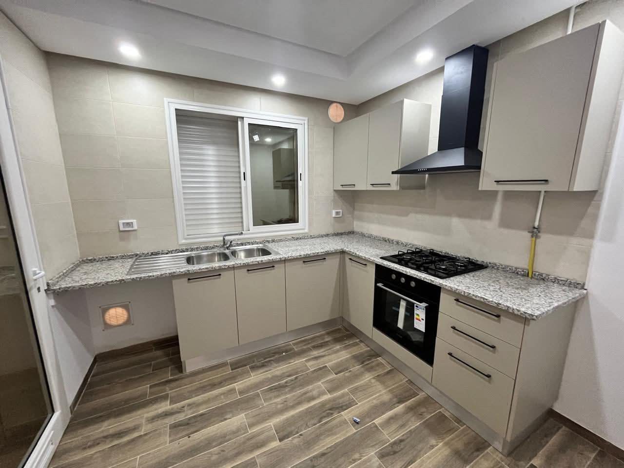 La Soukra&nbsp;La Soukra&nbsp;Location&nbsp;Appart. 3 pi�ces&nbsp;S2 1200 d soukra