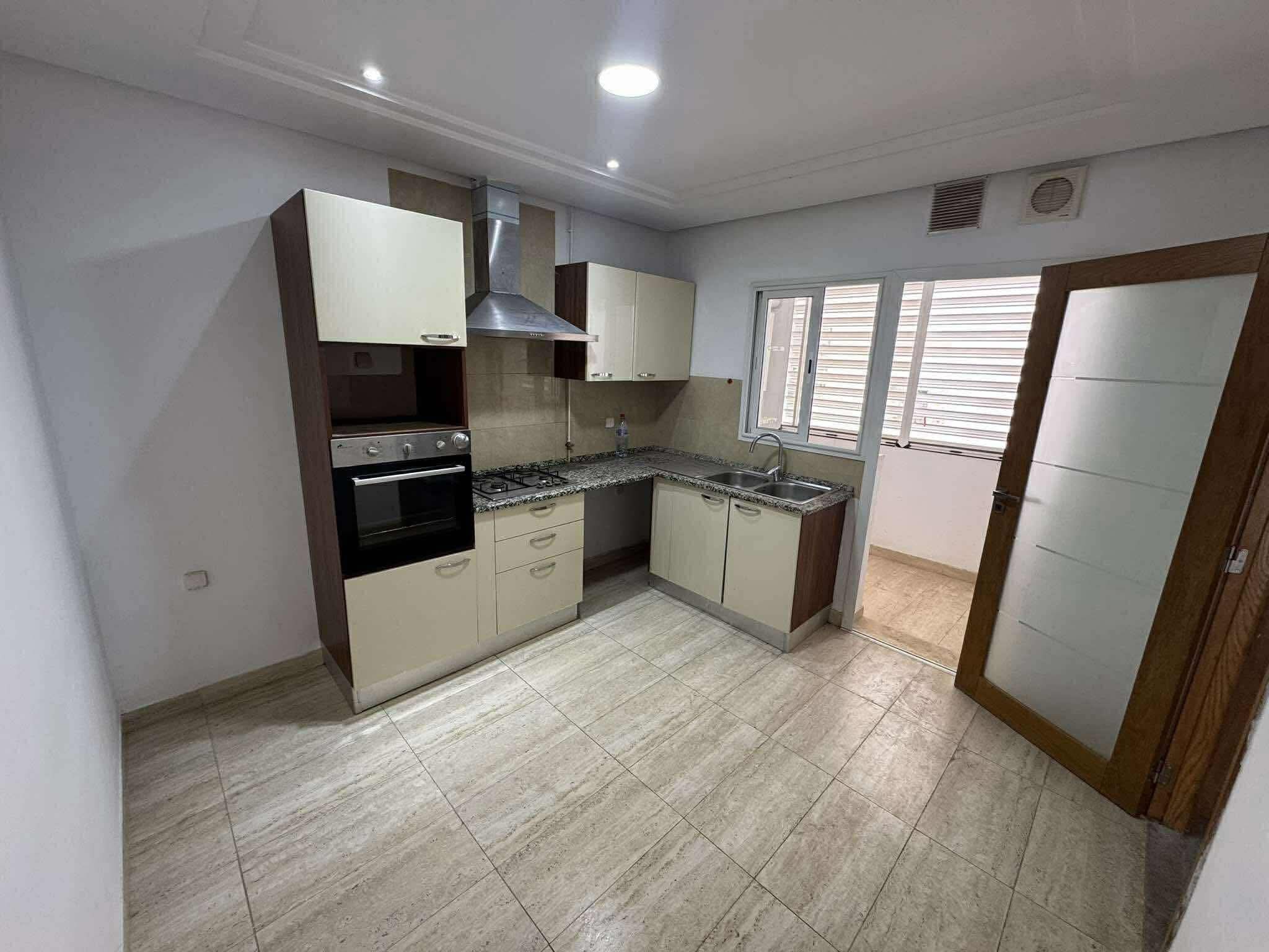 Ariana Ville&nbsp;Cite Ennasr 2&nbsp;Location&nbsp;Appart. 3 pi�ces&nbsp;S2 1500 d ennasr 2