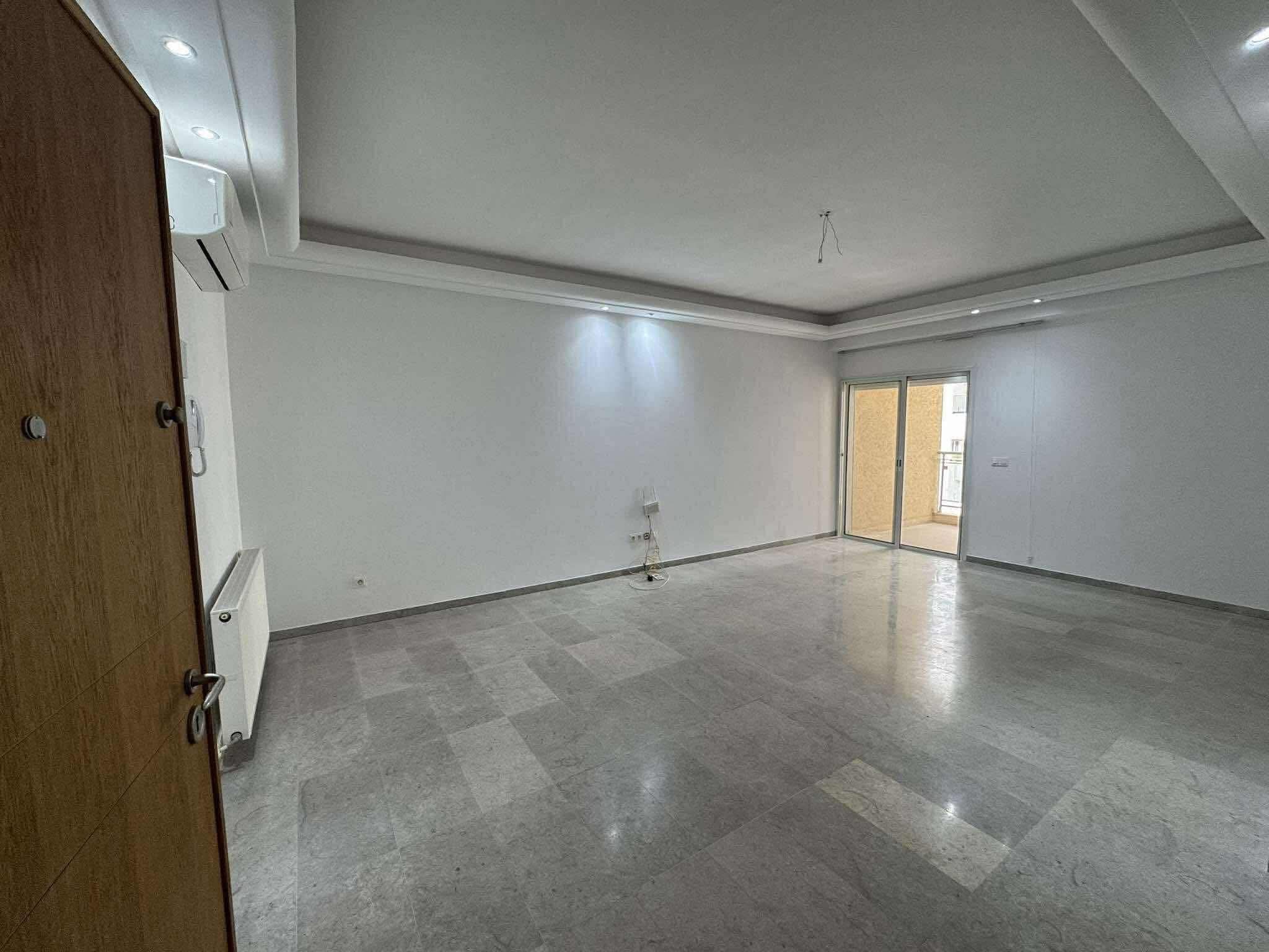 Ariana Ville&nbsp;Cite Ennasr 2&nbsp;Location&nbsp;Appart. 3 pi�ces&nbsp;S2 1500 d ennasr 2