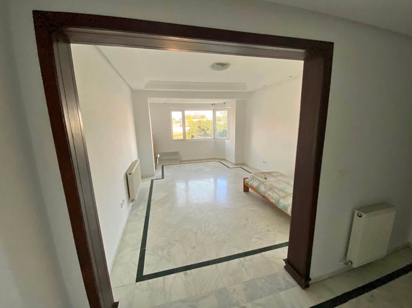 Ariana Ville&nbsp;Borj El Baccouche&nbsp;Location&nbsp;Appart. 2 pi�ces&nbsp;S2 1200d borj baccouche