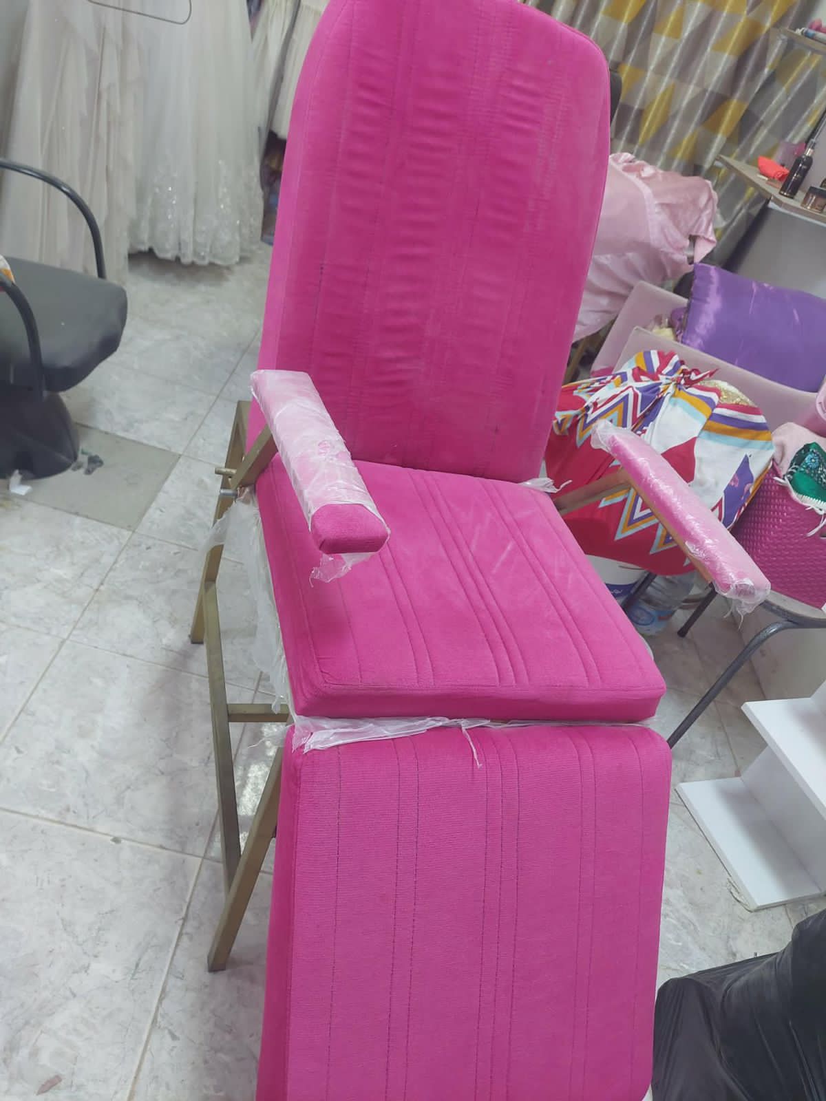 Mannouba&nbsp;La Mannouba&nbsp;Meubles de bureau&nbsp;Materiels Accessoires de bureau&nbsp;Pour salon coiffure et esth�tique