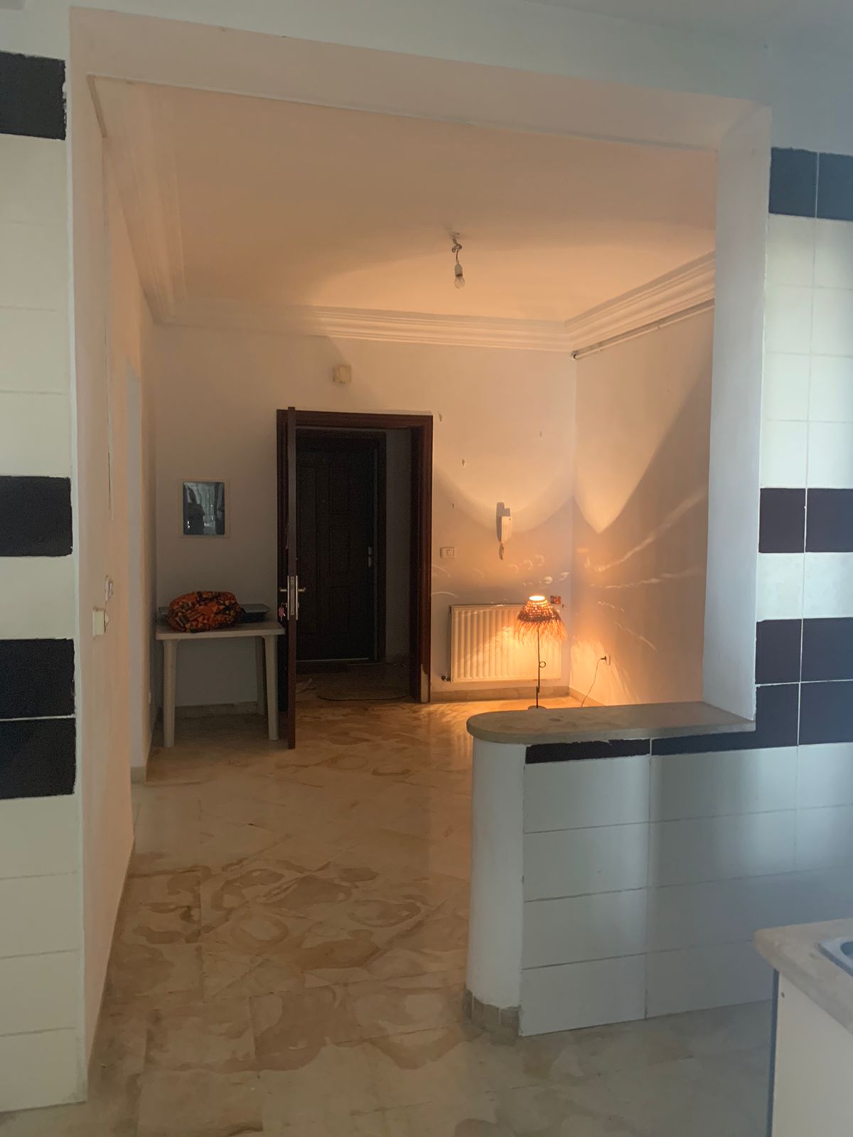 Ariana Ville&nbsp;Ariana&nbsp;Location&nbsp;Appart. 2 pi�ces&nbsp;Apparemment  s plus 1 neuf