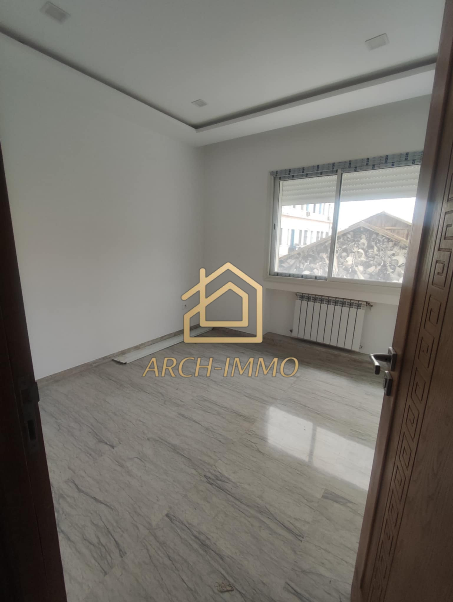 Bab Bhar&nbsp;Hedi Chaker&nbsp;Bureaux & Commerces&nbsp;Bureau&nbsp;Des bureaux neufs � lafayette