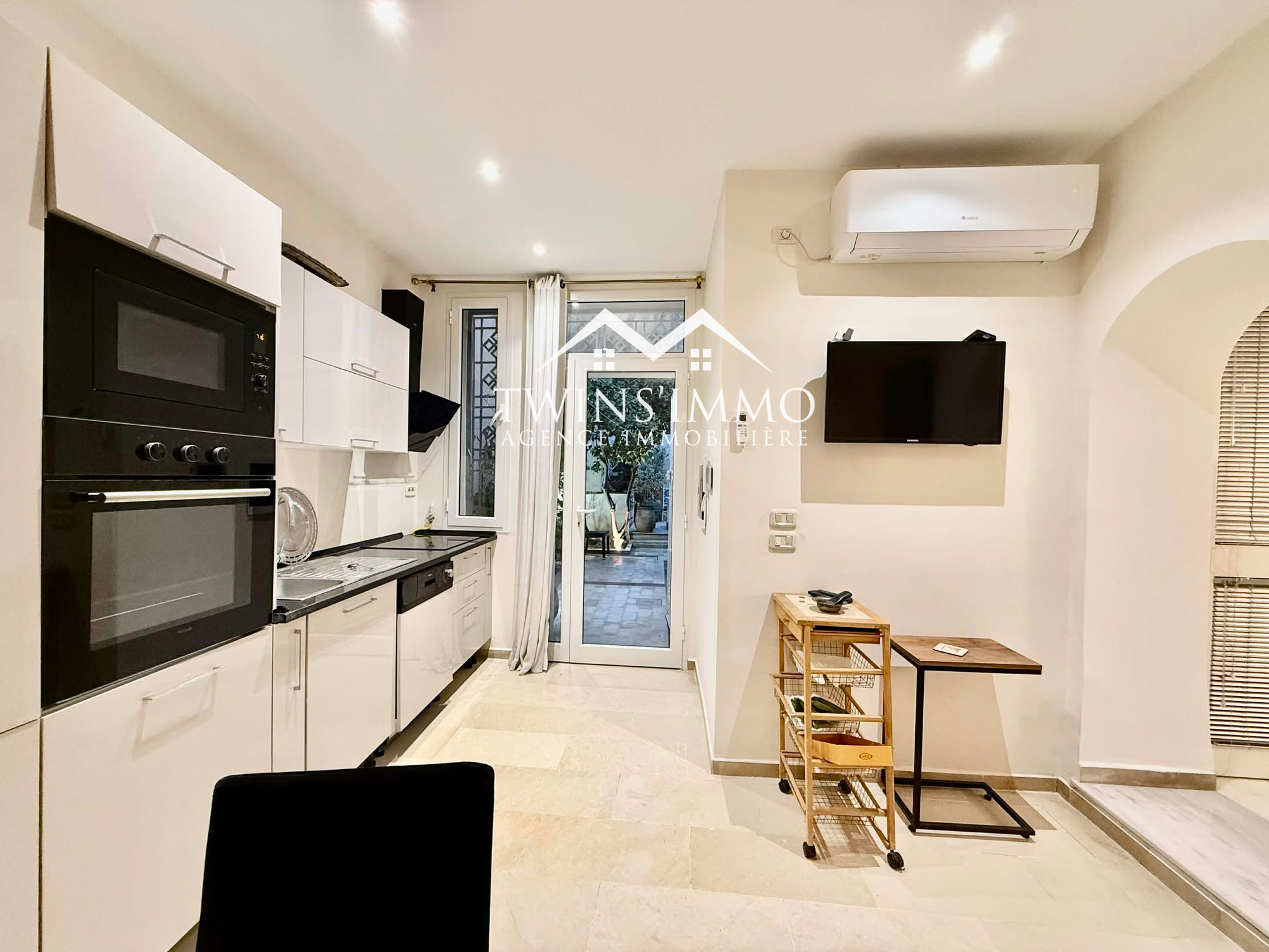 La Marsa&nbsp;Marsa Safsaf&nbsp;Location&nbsp;Appart. 3 pi�ces&nbsp;Rez de chauss�e de villa s3 meubl� � la marsa cube