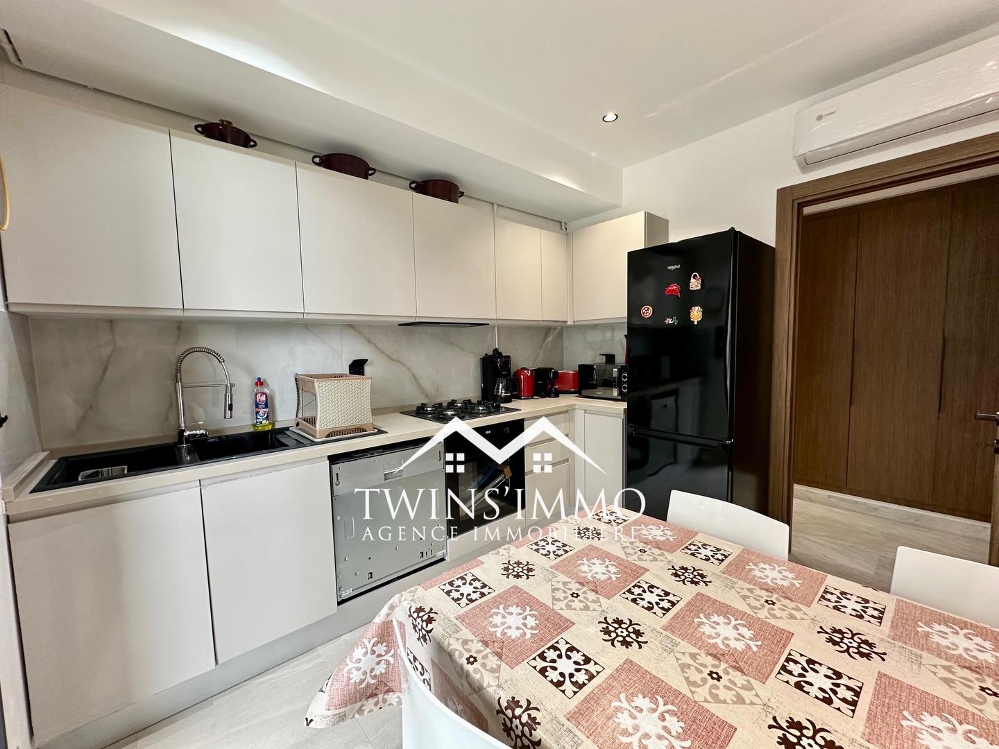 Ain Zaghouan&nbsp;Jardins de Carthage&nbsp;Location&nbsp;Appart. 2 pi�ces&nbsp;Appartement s2 neuf meubl� aux jardins de carthage