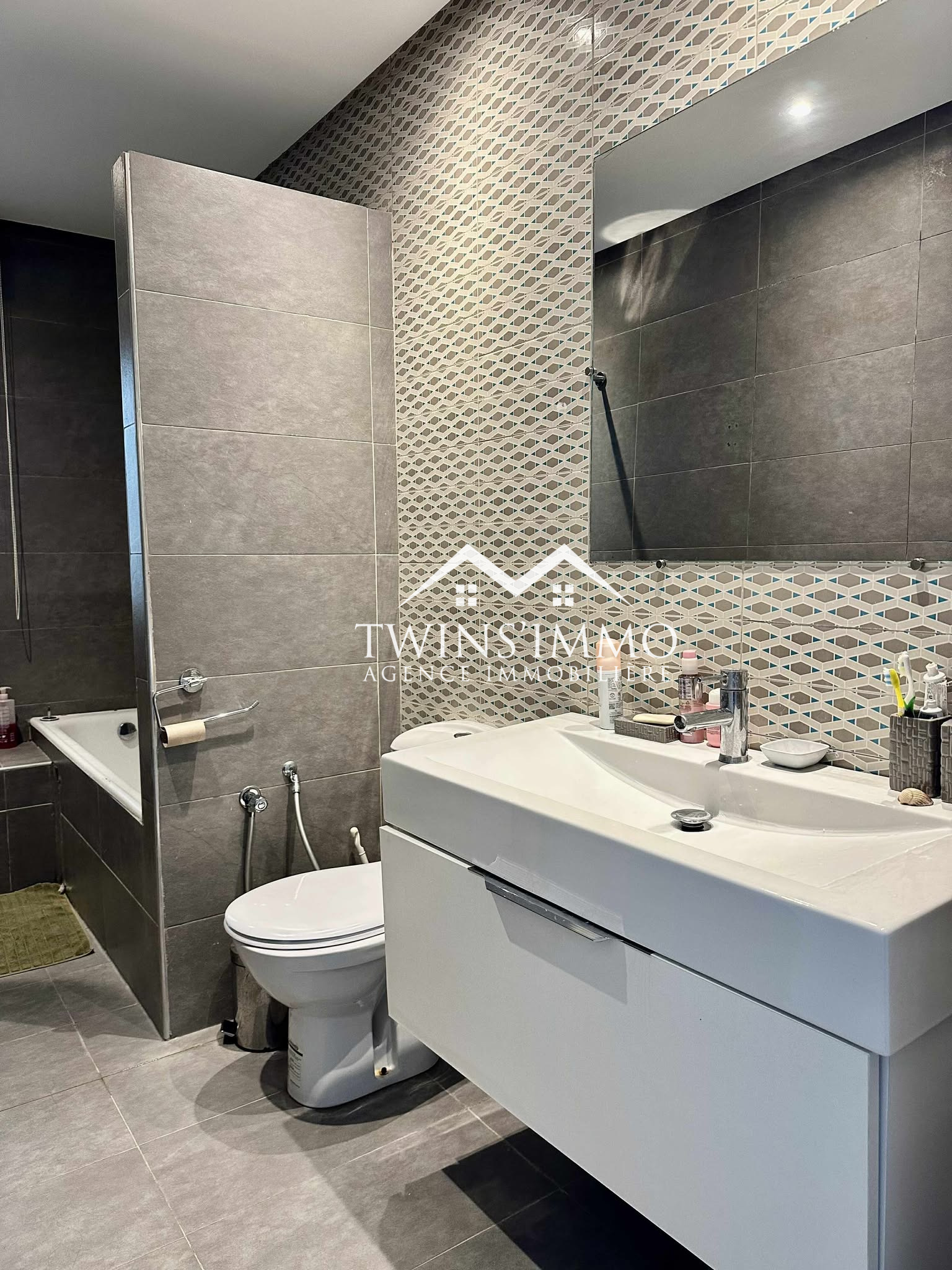 La Marsa&nbsp;Gammart&nbsp;Location&nbsp;Maisons&nbsp;Villa s4 � gammarth sup�rieur